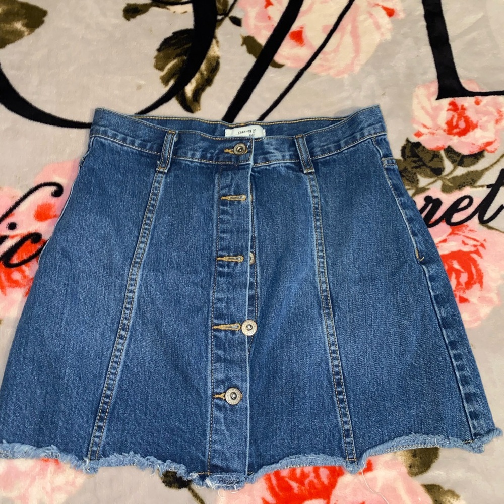 Denim forever, 21 skirt a little above the knee